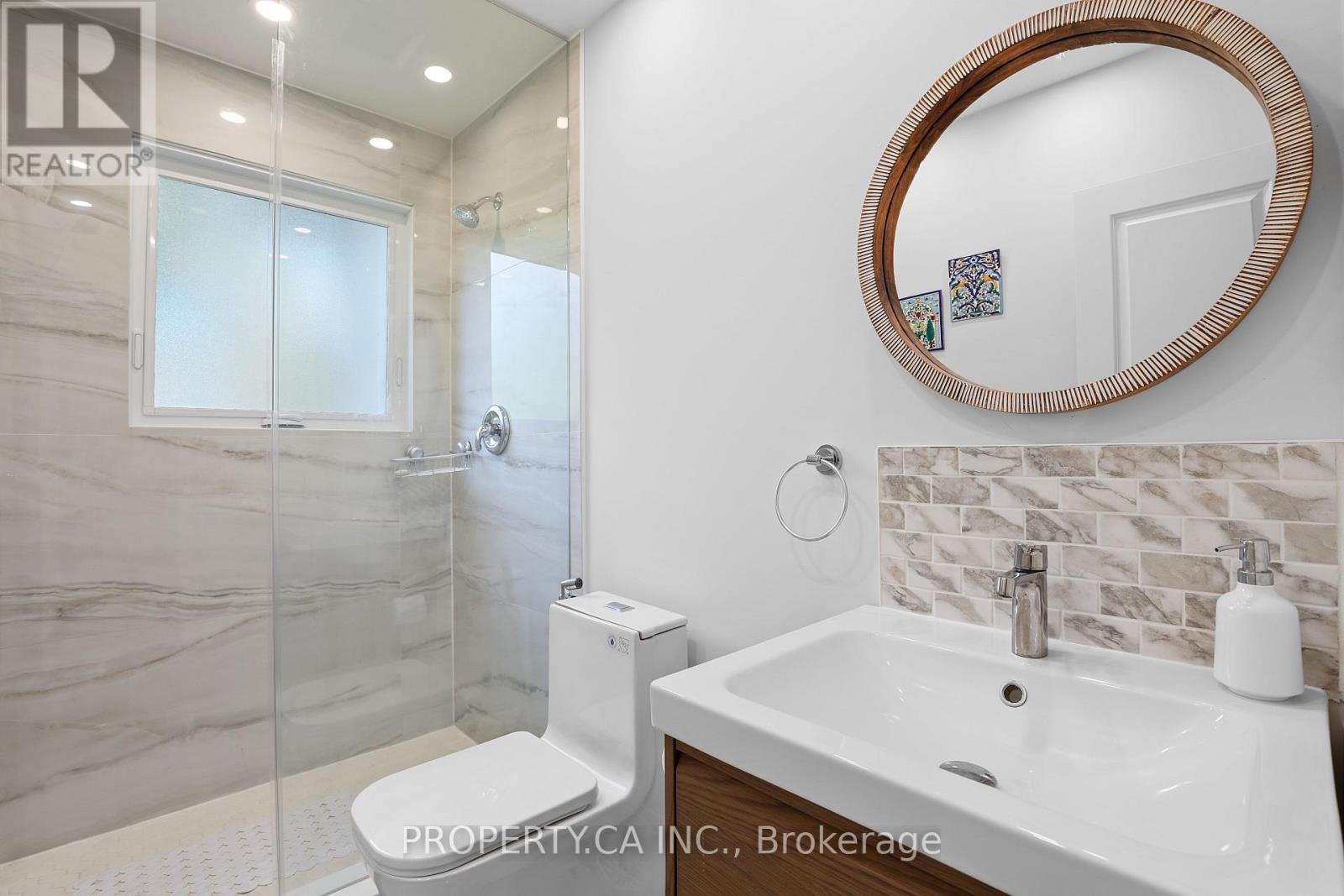 132 Princess Anne Crescent, Toronto, Ontario  M9A 2R6 - Photo 30 - W12459683