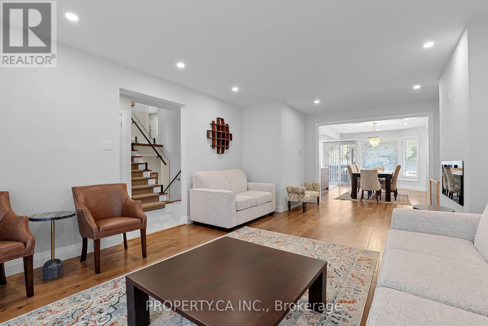 132 Princess Anne Crescent, Toronto, Ontario  M9A 2R6 - Photo 8 - W12459683