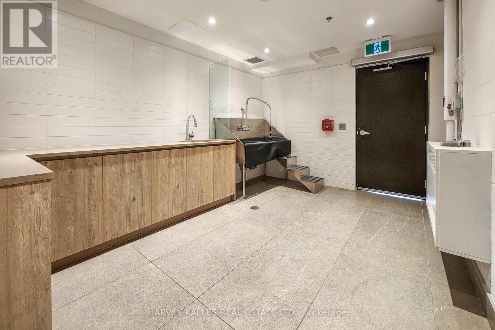 703 - 3100 Keele Street, Toronto, Ontario  M3M 0E1 - Photo 29 - W12459688