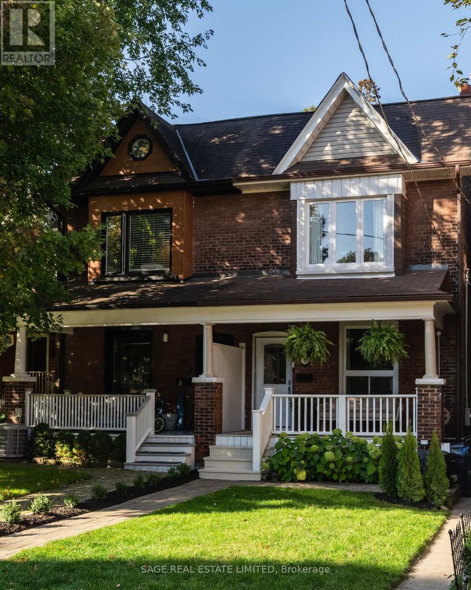 70 Medland Crescent, Toronto, Ontario  M6P 2N2 - Photo 45 - W12459705