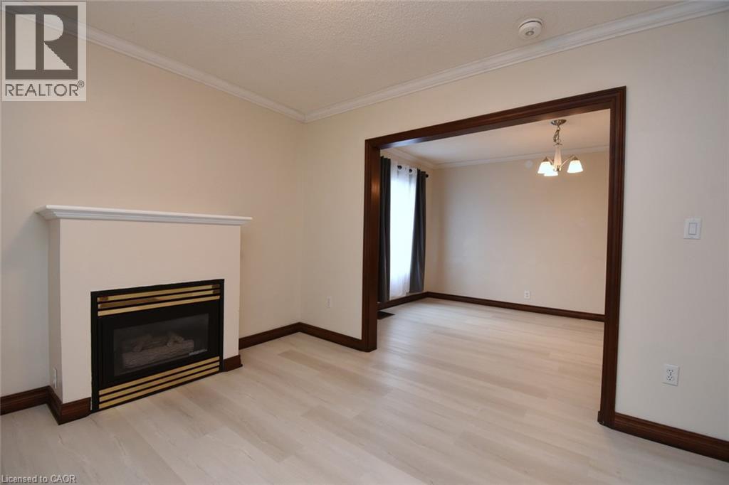 133 Fennell Avenue E, Hamilton, Ontario  L9A 1S2 - Photo 7 - 40778710