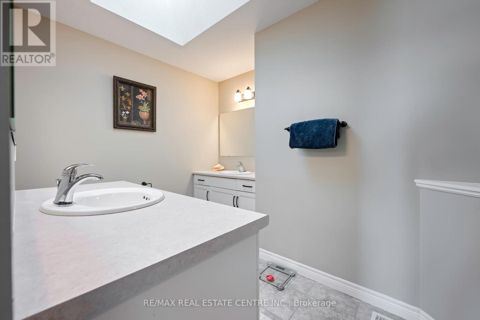 136 Taylor Drive, East Luther Grand Valley, Ontario  L9W 6P1 - Photo 23 - X12459649