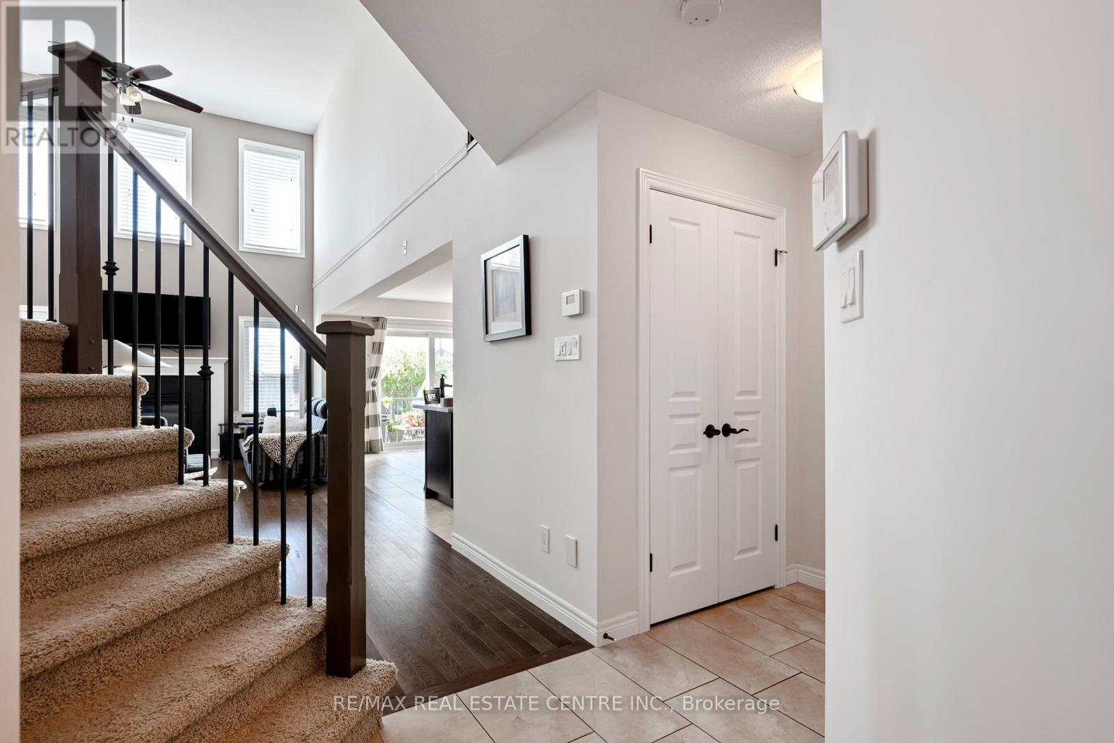 136 Taylor Drive, East Luther Grand Valley, Ontario  L9W 6P1 - Photo 5 - X12459649