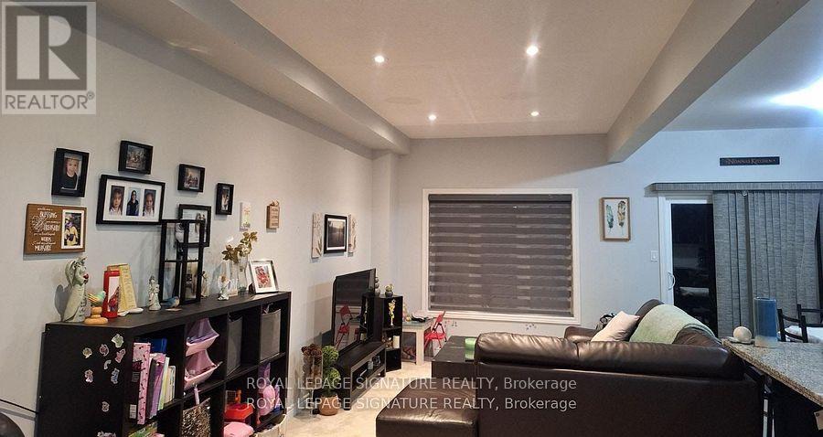 4 - 98 Shoreview Place, Hamilton, Ontario  L8E 0J4 - Photo 5 - X12459692