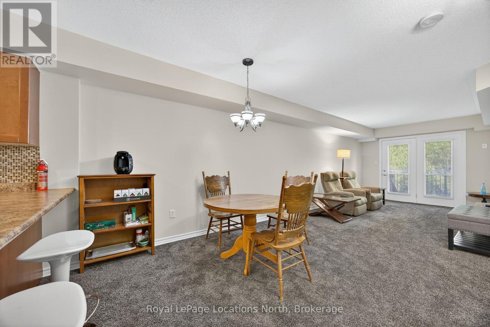 205 - 40 Mulligan Lane, Wasaga Beach, Ontario  L9Z 0C5 - Photo 15 - S12459821