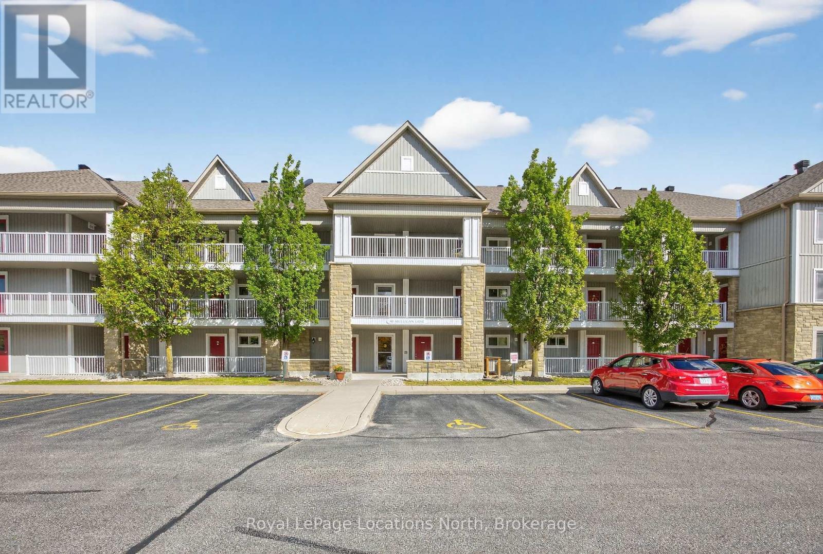 205 - 40 Mulligan Lane, Wasaga Beach, Ontario  L9Z 0C5 - Photo 4 - S12459821