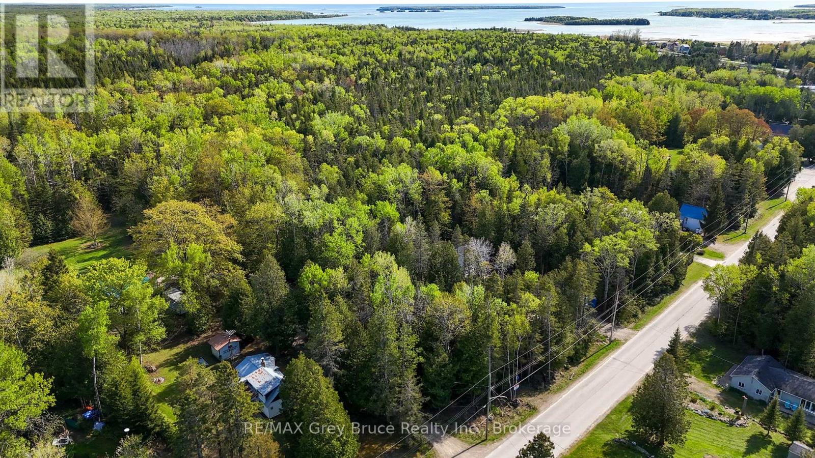 Unit 6 Stokes Bay Road, Northern Bruce Peninsula, Ontario  N0H 1W0 - Photo 10 - X12454652