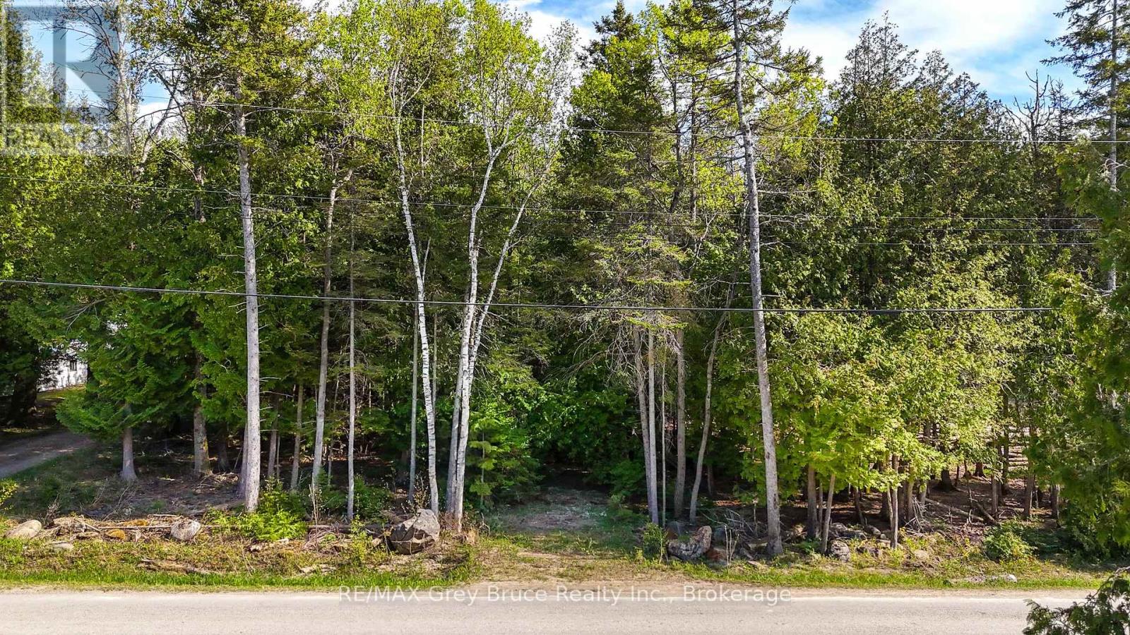 Unit 6 Stokes Bay Road, Northern Bruce Peninsula, Ontario  N0H 1W0 - Photo 11 - X12454652