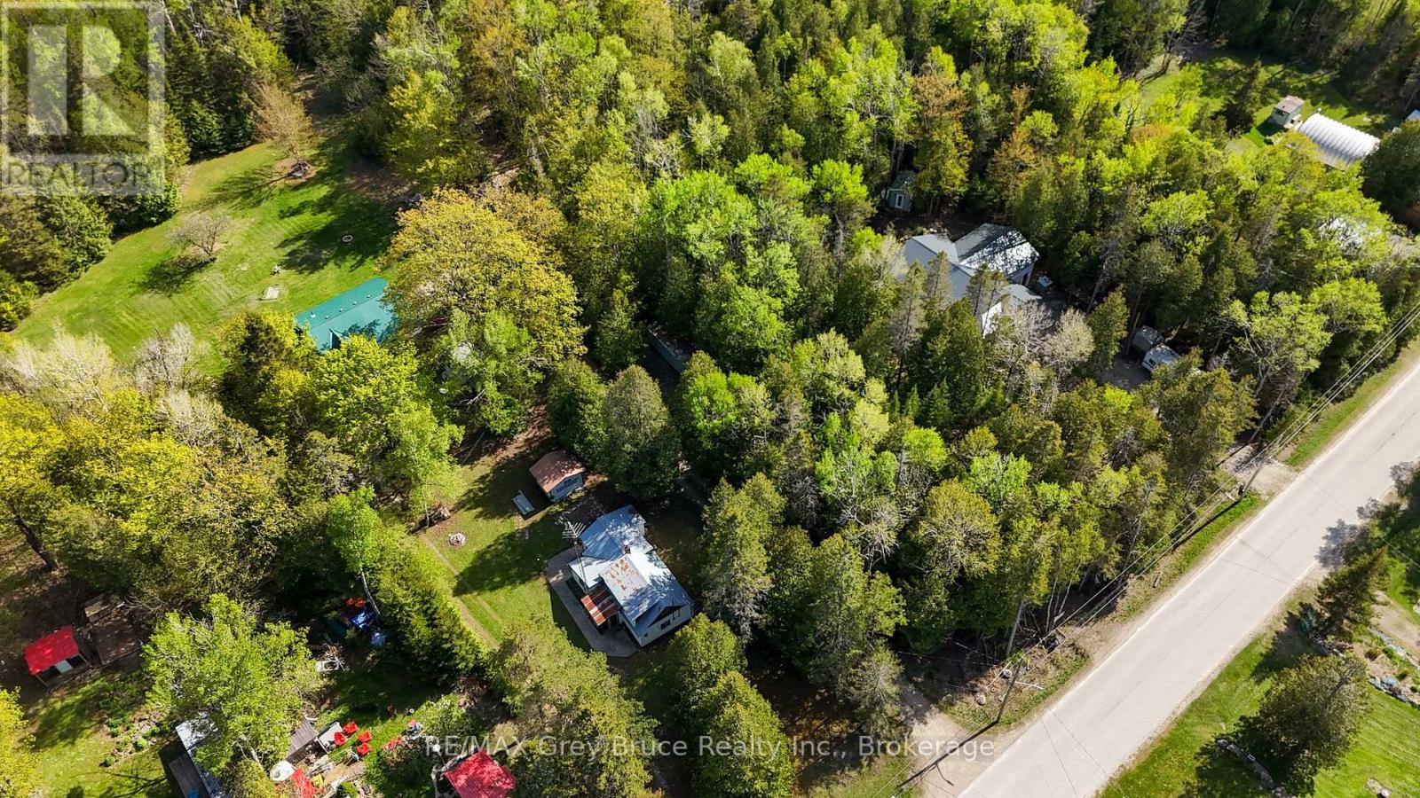 Unit 6 Stokes Bay Road, Northern Bruce Peninsula, Ontario  N0H 1W0 - Photo 2 - X12454652