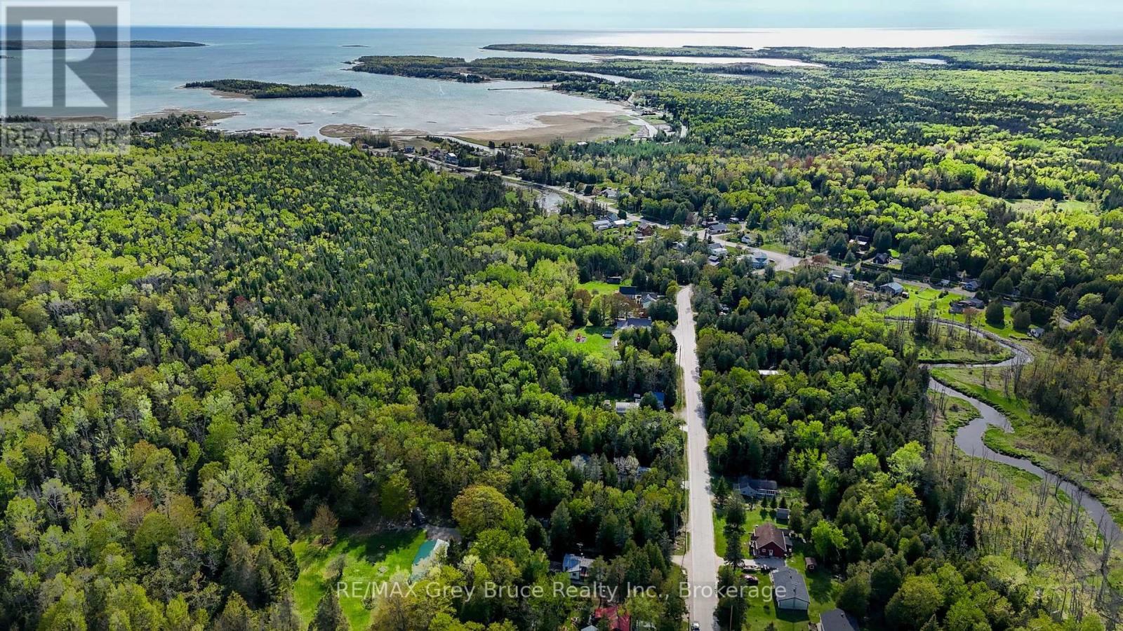 Unit 6 Stokes Bay Road, Northern Bruce Peninsula, Ontario  N0H 1W0 - Photo 6 - X12454652