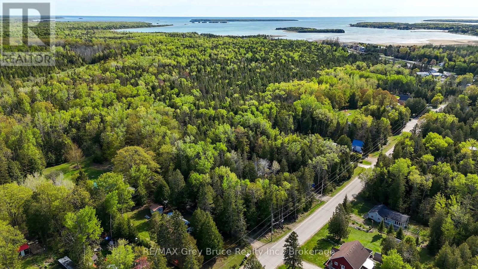 Unit 6 Stokes Bay Road, Northern Bruce Peninsula, Ontario  N0H 1W0 - Photo 8 - X12454652