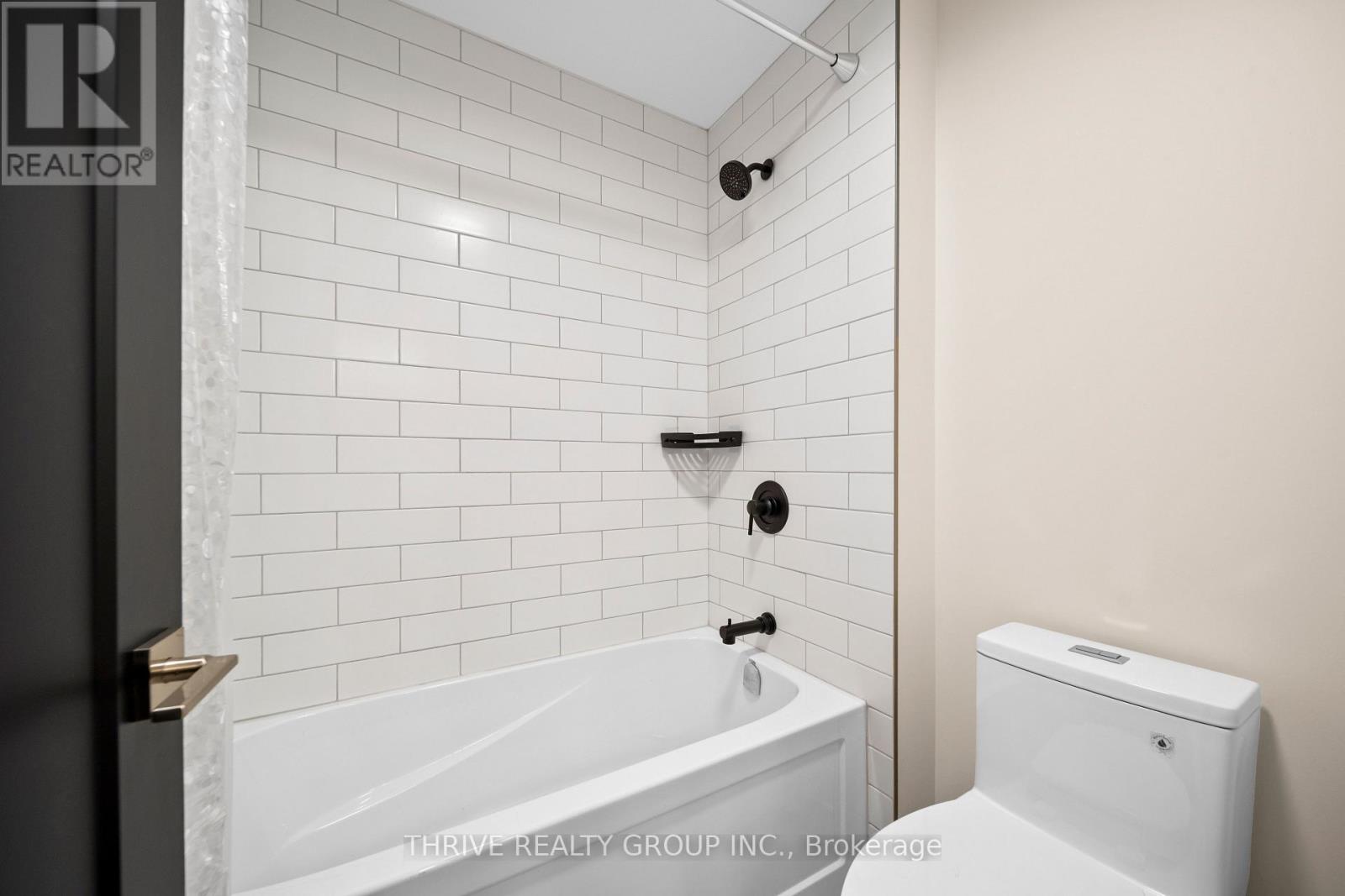 947 Upperpoint Avenue, London South, Ontario  N6K 0L1 - Photo 23 - X12459743