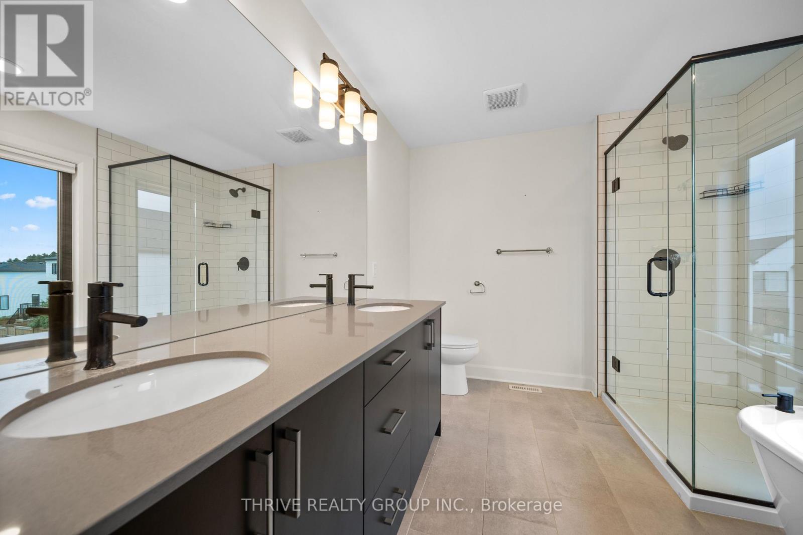 947 Upperpoint Avenue, London South, Ontario  N6K 0L1 - Photo 16 - X12459743