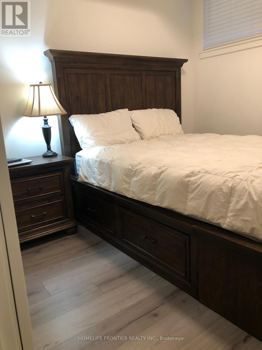 18 - 871 Sheppard Avenue W, Toronto, Ontario  M3H 2T4 - Photo 16 - C12459719