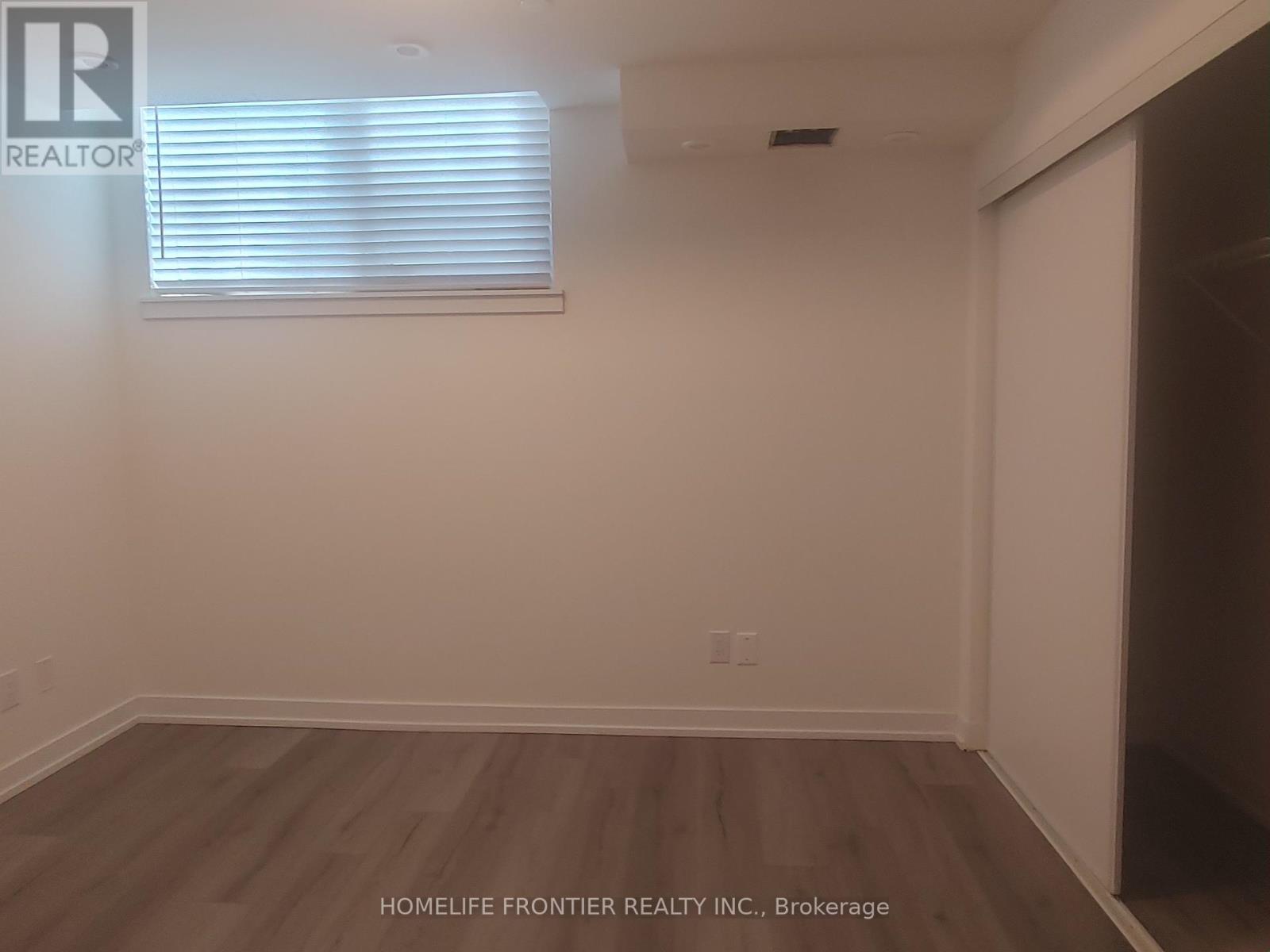 18 - 871 Sheppard Avenue W, Toronto, Ontario  M3H 2T4 - Photo 9 - C12459719