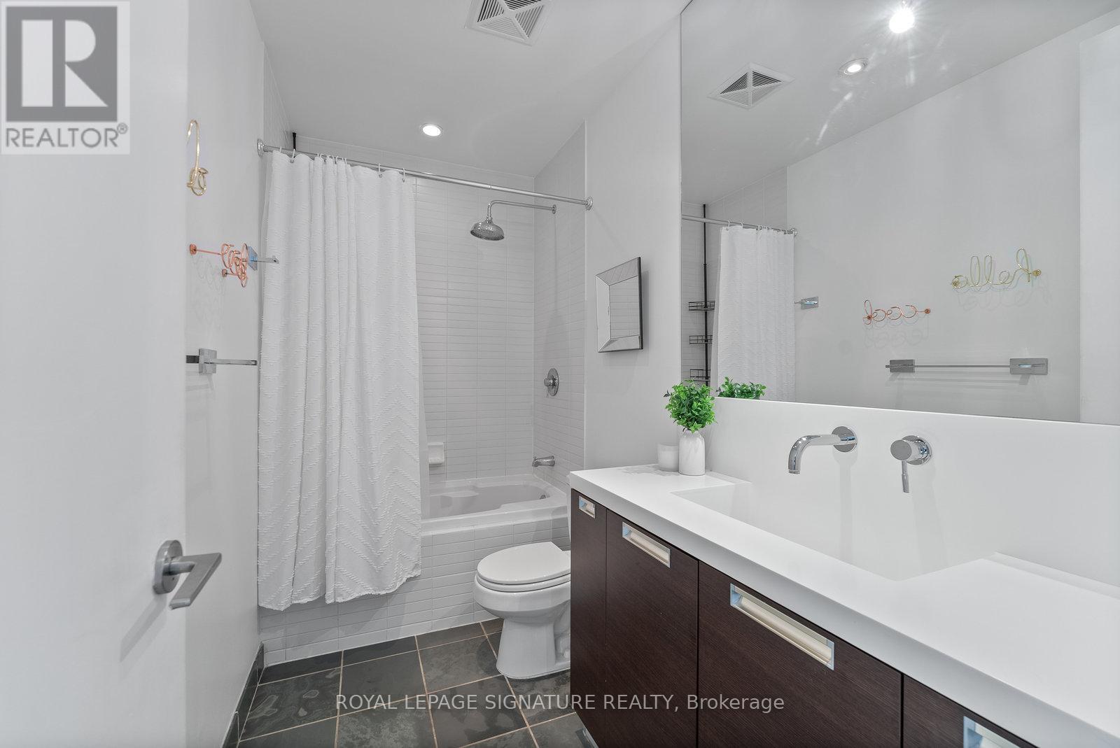 504 - 20 Stewart Street, Toronto, Ontario  M5V 1H6 - Photo 22 - C12459756