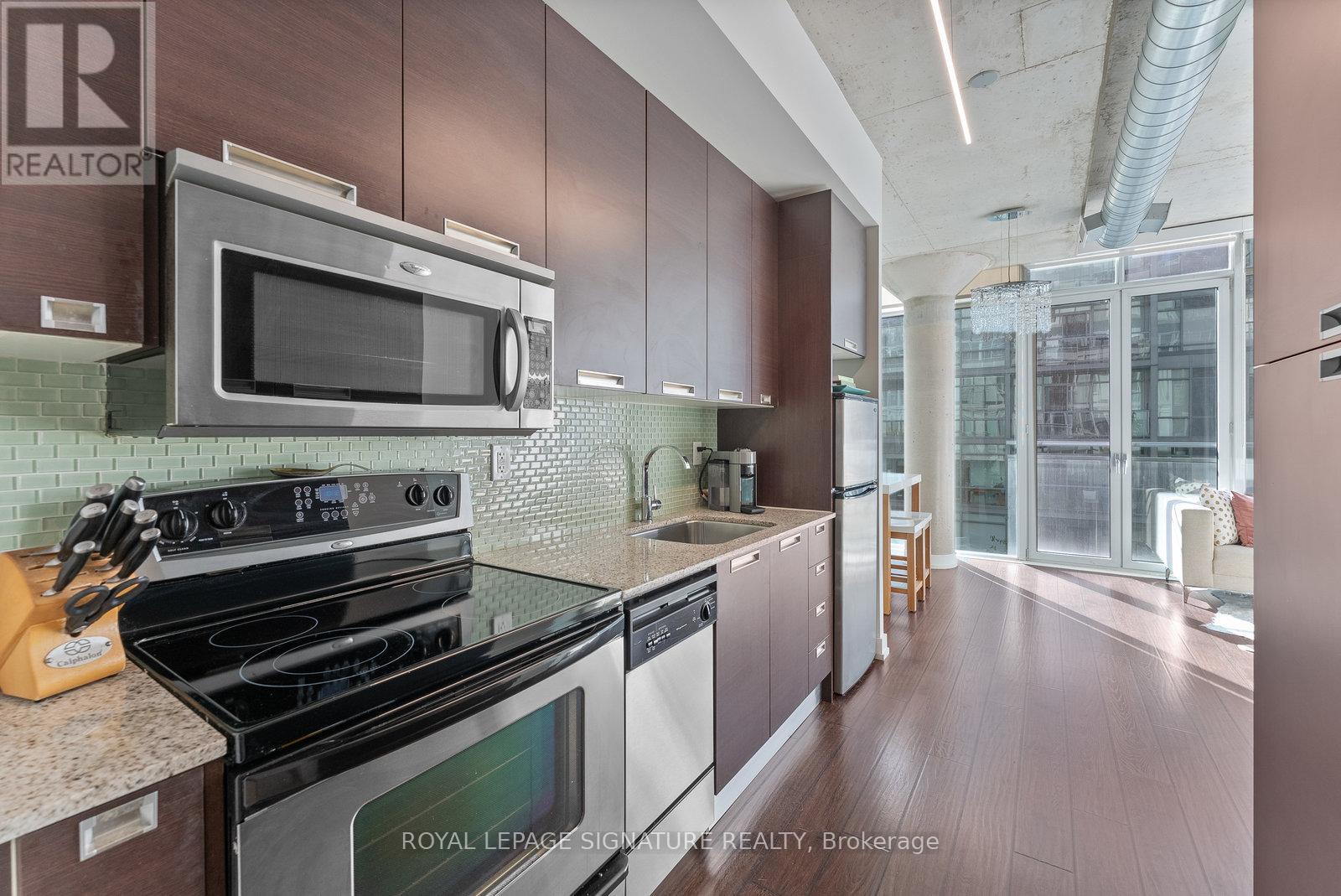 504 - 20 Stewart Street, Toronto, Ontario  M5V 1H6 - Photo 4 - C12459756