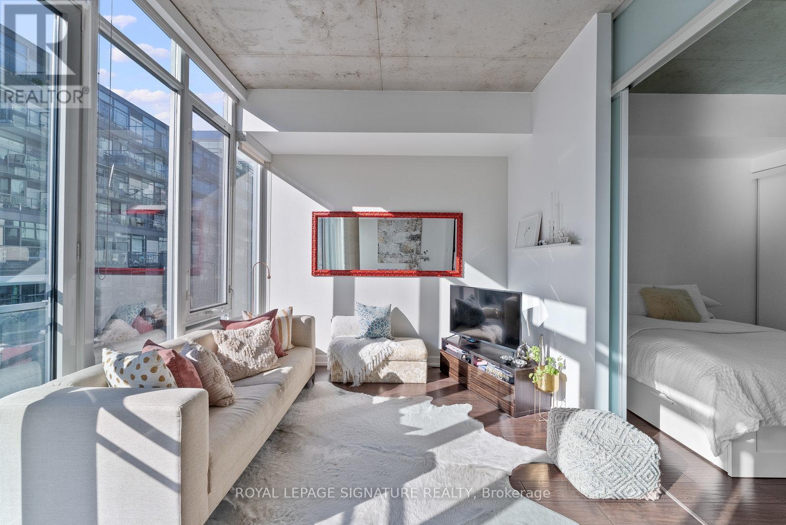 504 - 20 Stewart Street, Toronto, Ontario  M5V 1H6 - Photo 7 - C12459756