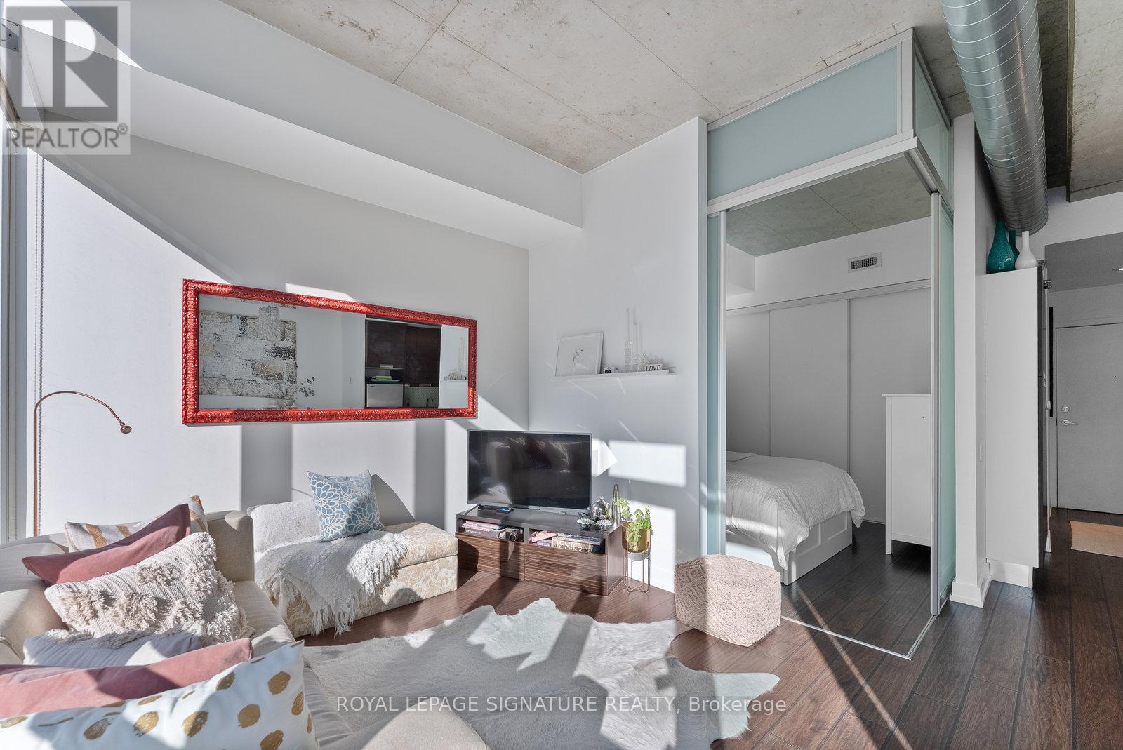 504 - 20 Stewart Street, Toronto, Ontario  M5V 1H6 - Photo 8 - C12459756