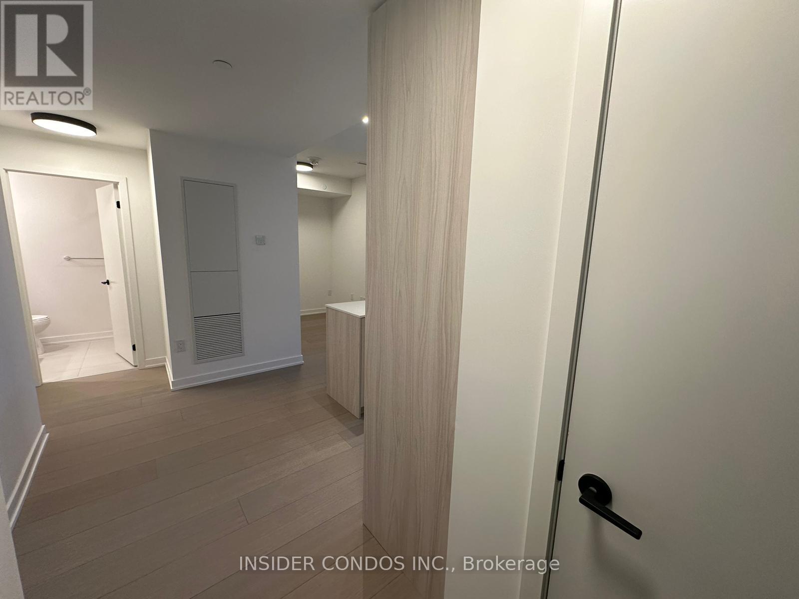123 Portland Street, Toronto, Ontario  M5V 2N4 - Photo 3 - C12459778