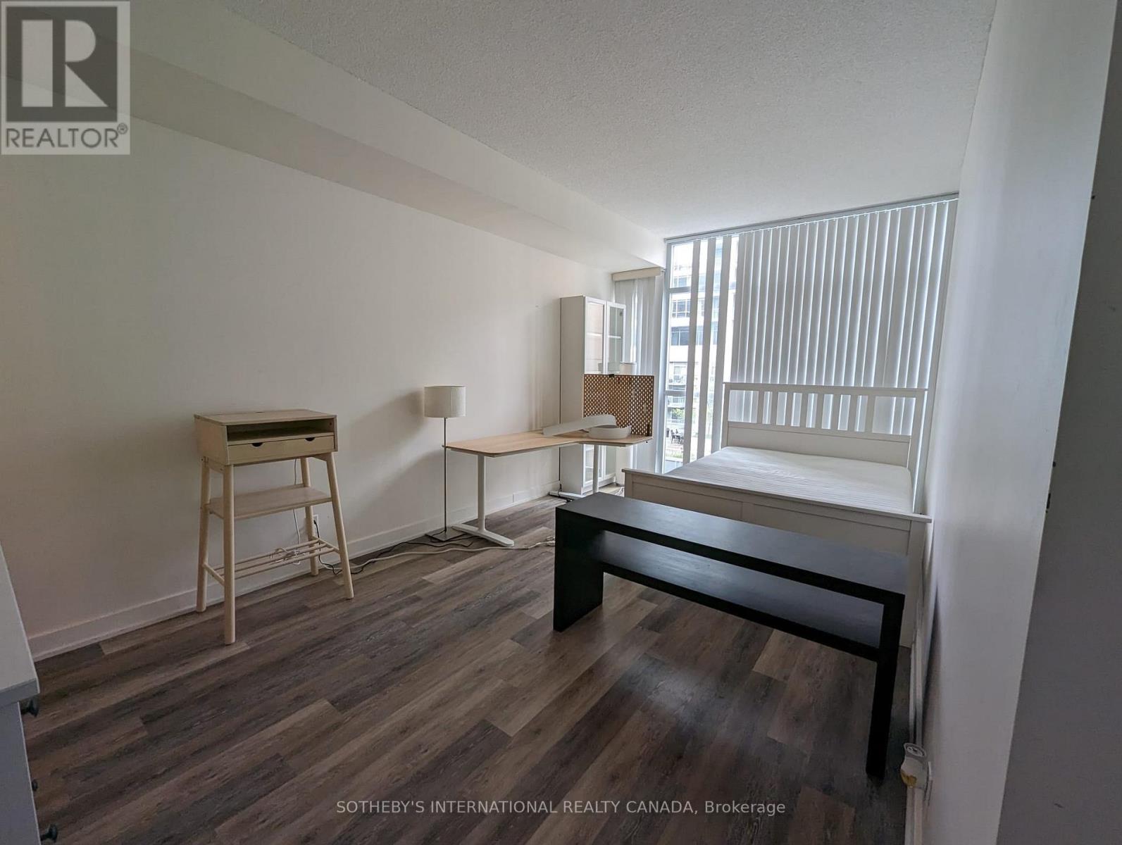 917 - 21 Nelson Street, Toronto, Ontario  M5V 3H9 - Photo 9 - C12459812