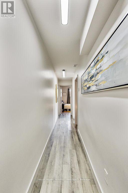 205 Bathurst Street, Toronto, Ontario  M5T 2S1 - Photo 20 - C12459828