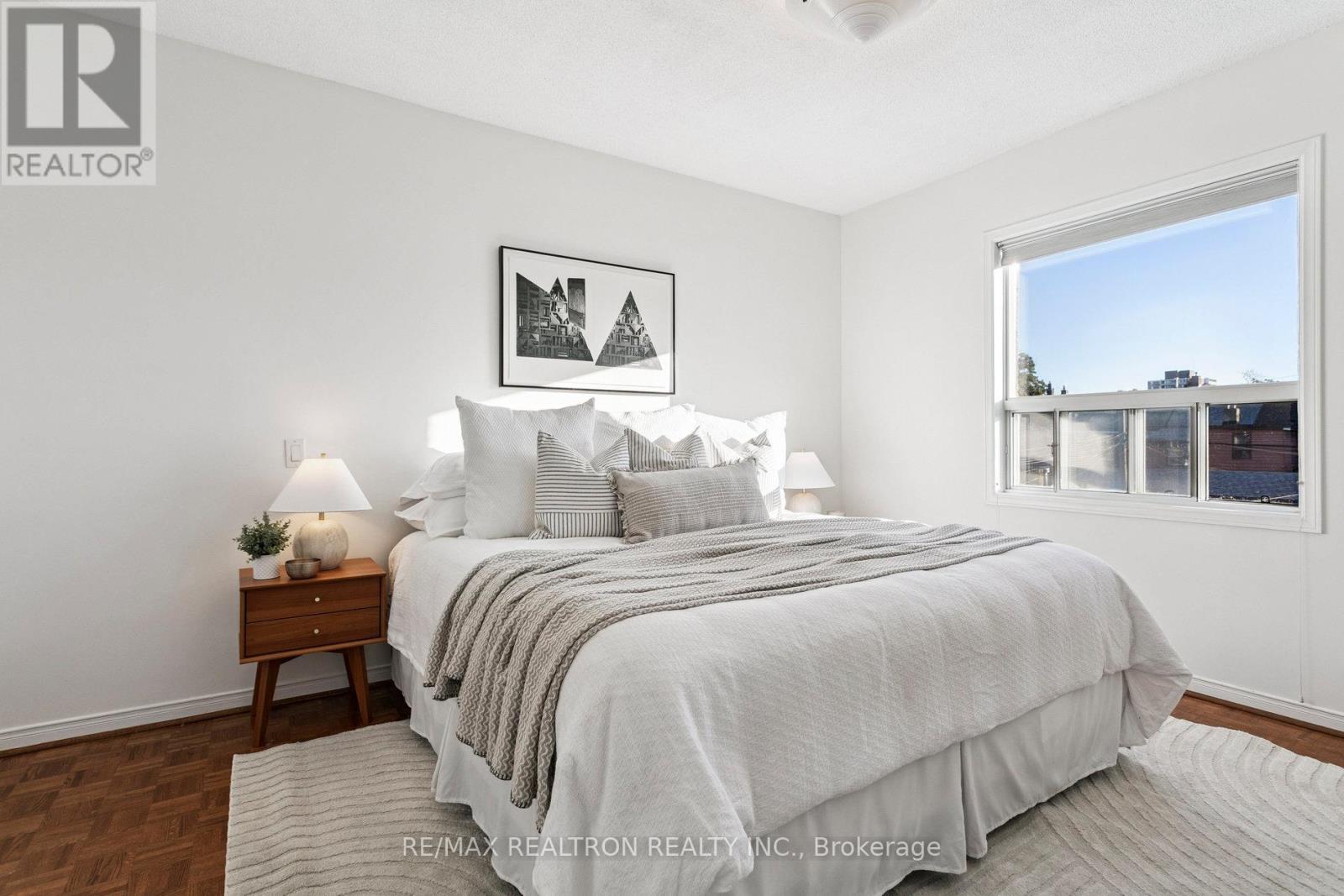 197 Margueretta Street, Toronto, Ontario  M6H 3S4 - Photo 10 - C12459834