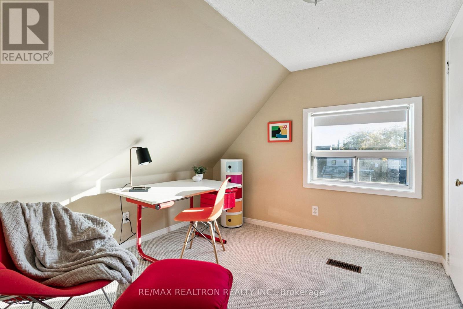 197 Margueretta Street, Toronto, Ontario  M6H 3S4 - Photo 14 - C12459834