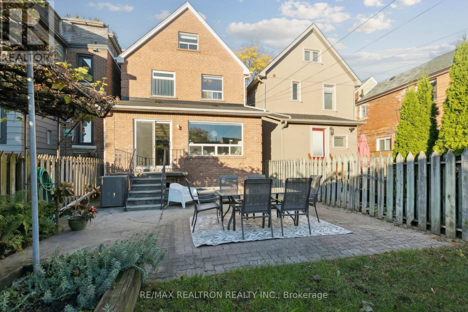 197 Margueretta Street, Toronto, Ontario  M6H 3S4 - Photo 20 - C12459834