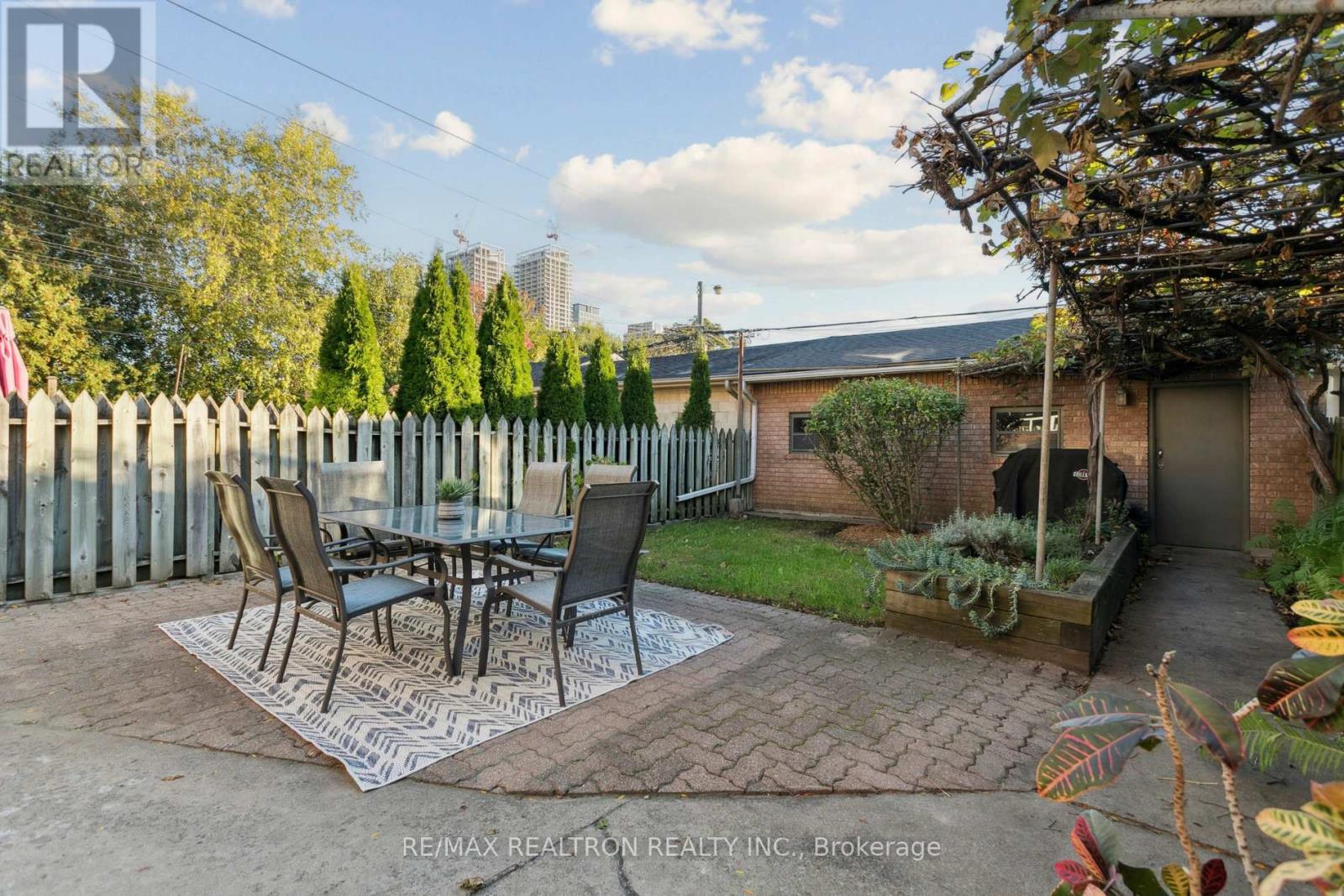 197 Margueretta Street, Toronto, Ontario  M6H 3S4 - Photo 21 - C12459834