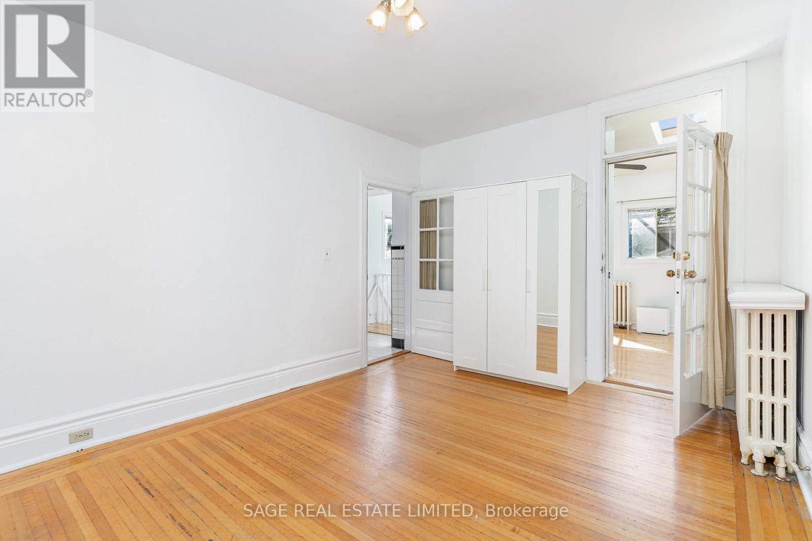Main - 604 Ossington Avenue, Toronto, Ontario  M6G 3T5 - Photo 16 - C12459882