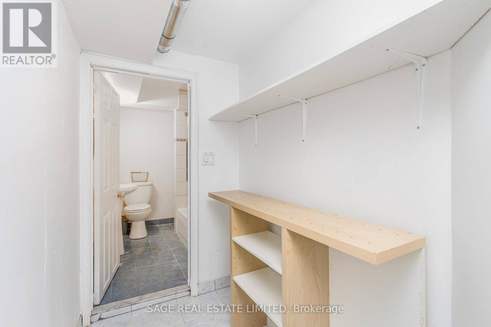 Main - 604 Ossington Avenue, Toronto, Ontario  M6G 3T5 - Photo 22 - C12459882
