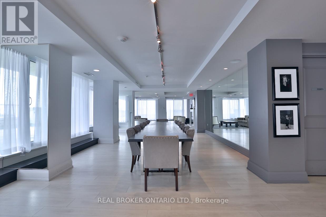 2001 - 125 Western Battery Road, Toronto, Ontario  M6K 3R8 - Photo 12 - C12459887