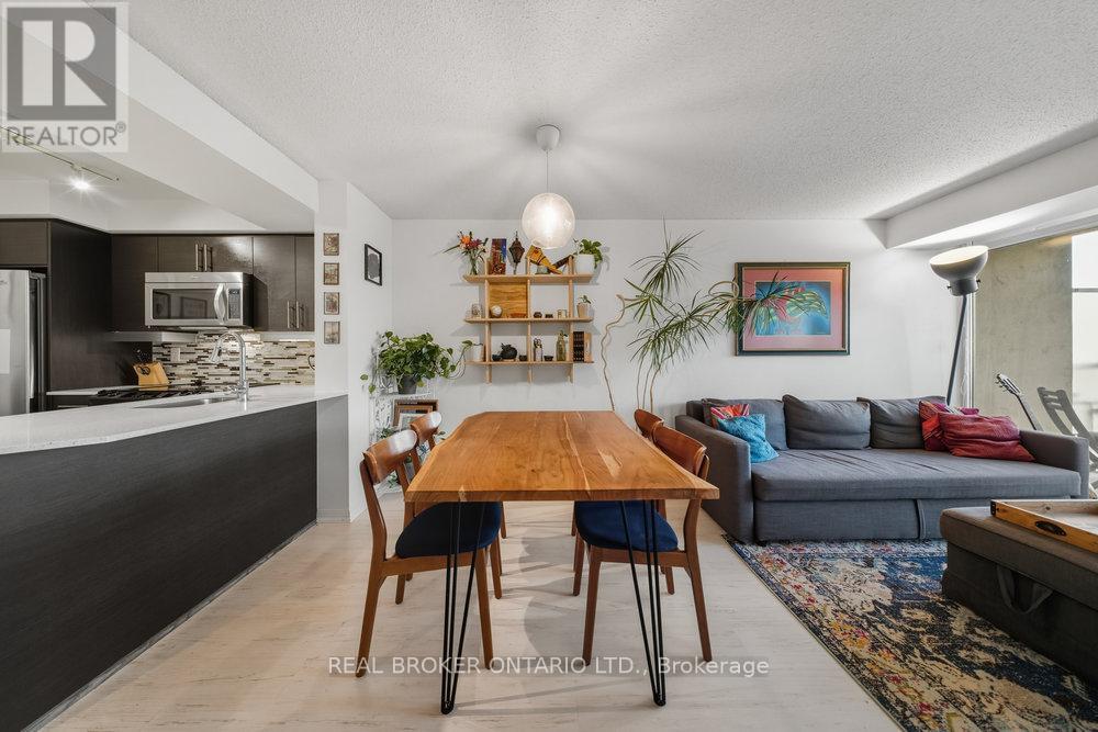 2001 - 125 Western Battery Road, Toronto, Ontario  M6K 3R8 - Photo 2 - C12459887