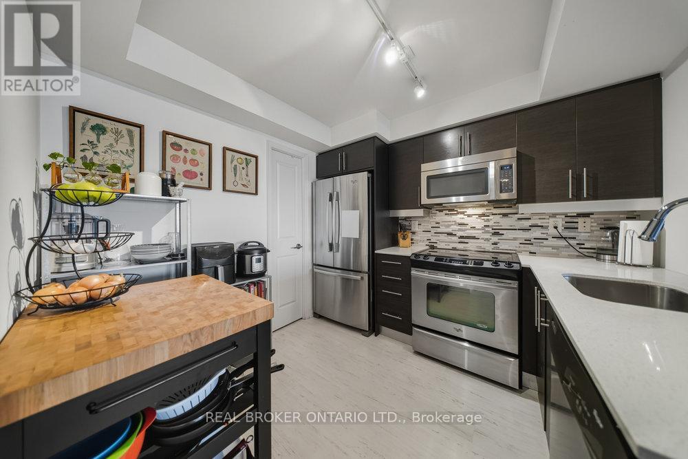 2001 - 125 Western Battery Road, Toronto, Ontario  M6K 3R8 - Photo 8 - C12459887