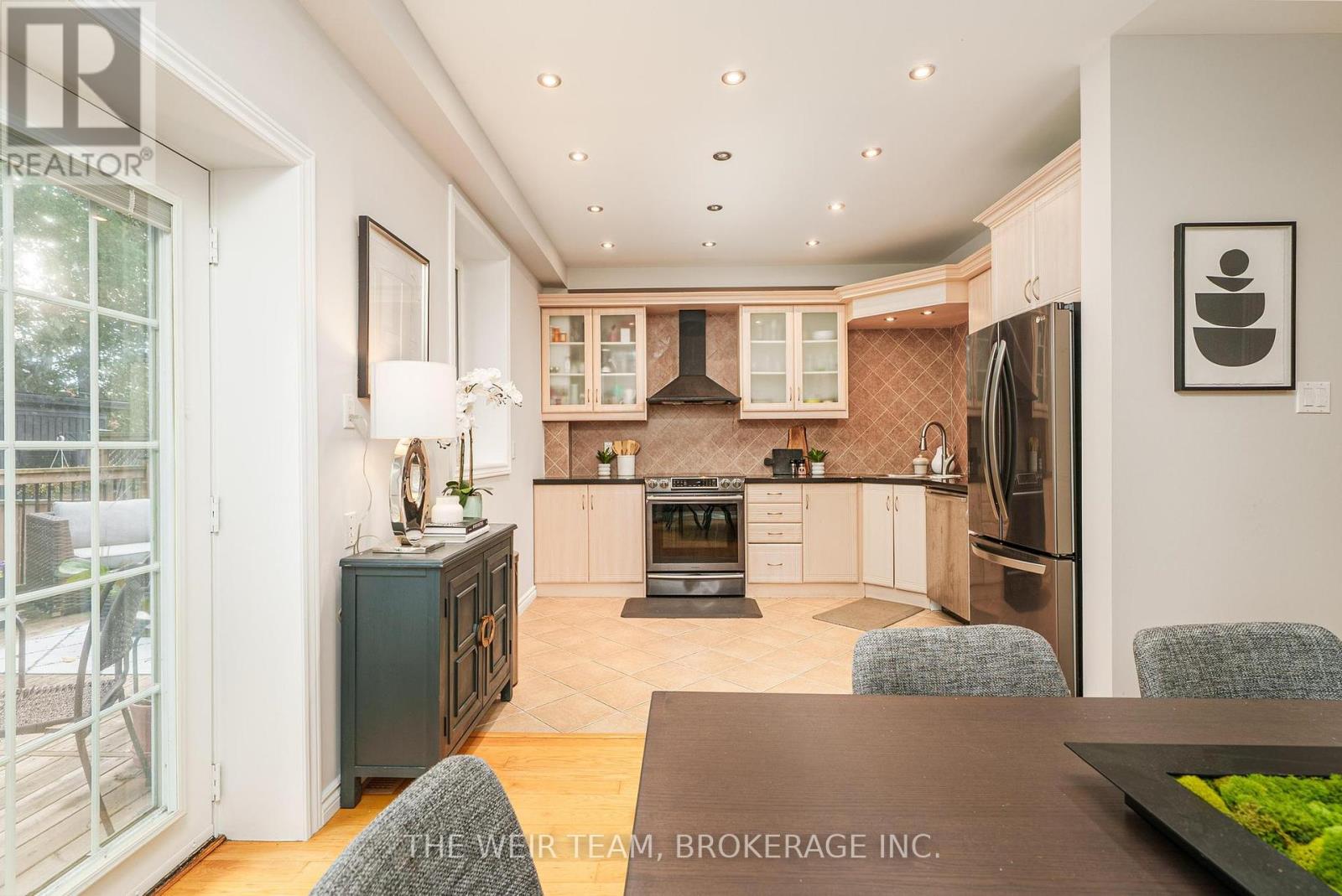 157 Ferris Road, Toronto, Ontario  M4B 1G7 - Photo 16 - E12459782