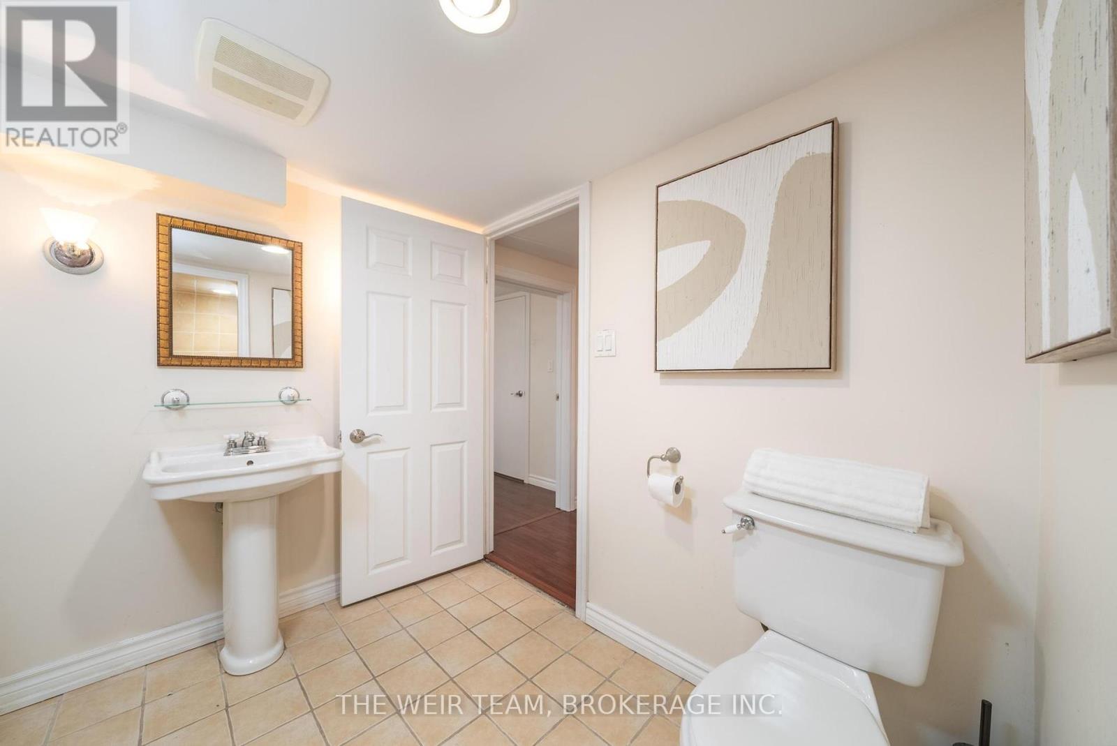 157 Ferris Road, Toronto, Ontario  M4B 1G7 - Photo 37 - E12459782