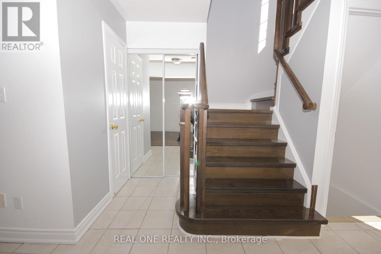 1145 Timberland Crescent, Oshawa, Ontario  L1K 2K8 - Photo 12 - E12459794