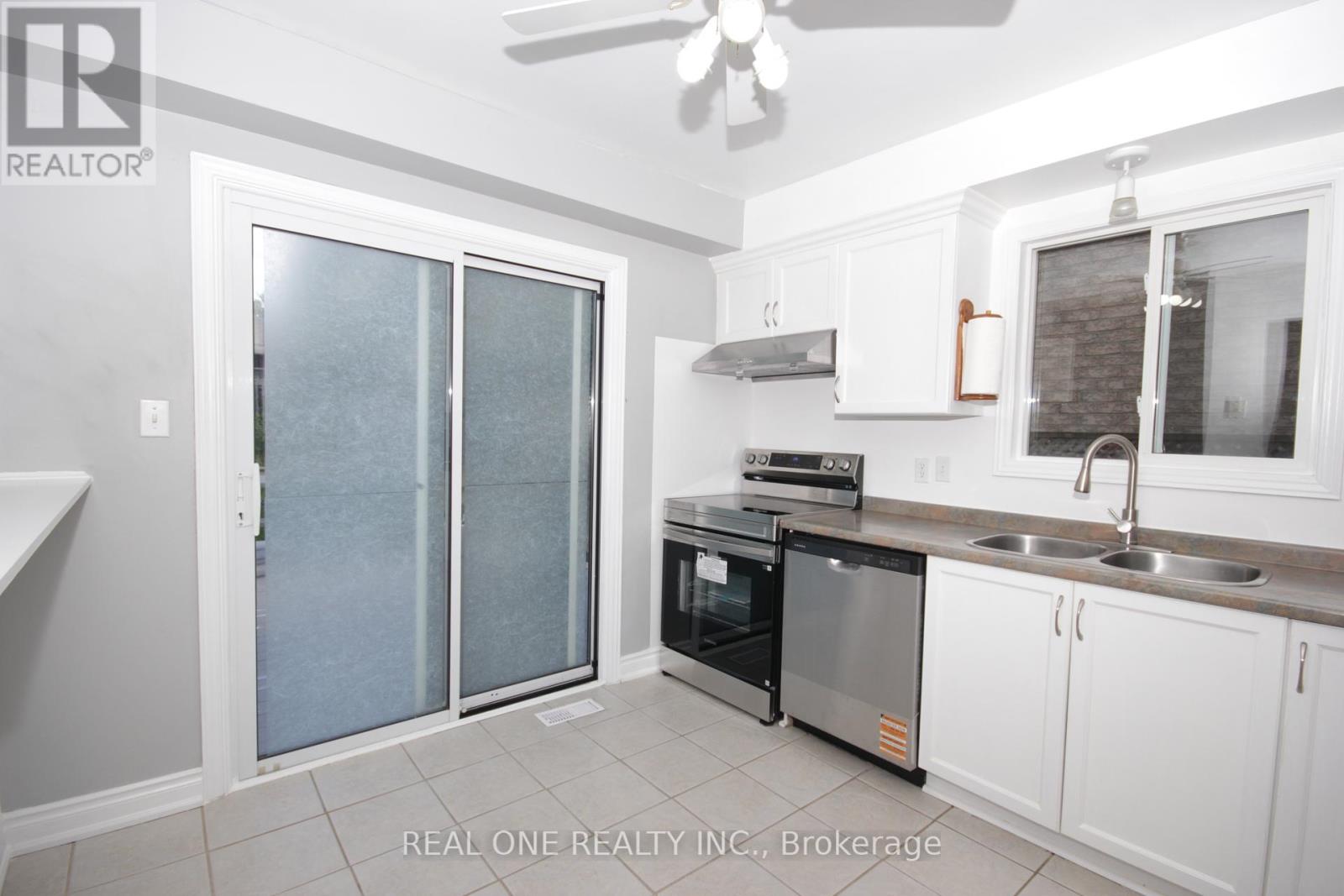 1145 Timberland Crescent, Oshawa, Ontario  L1K 2K8 - Photo 9 - E12459794