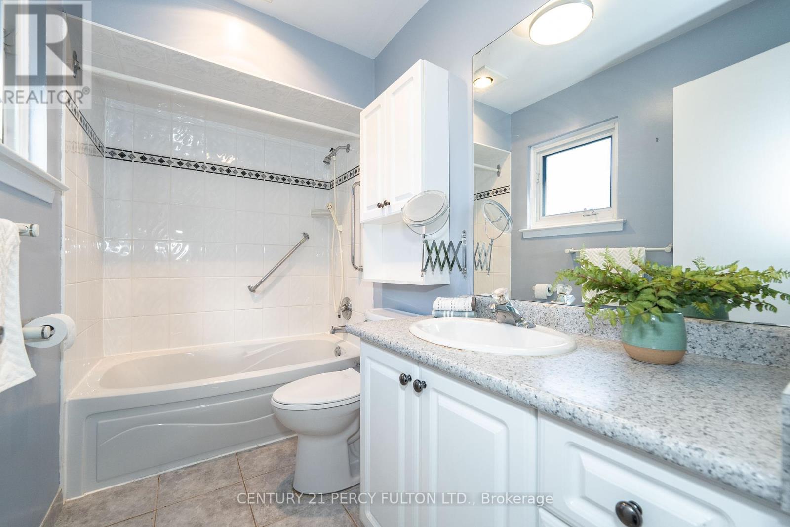 14 Farmington Crescent, Toronto, Ontario  M1S 1G1 - Photo 18 - E12459905