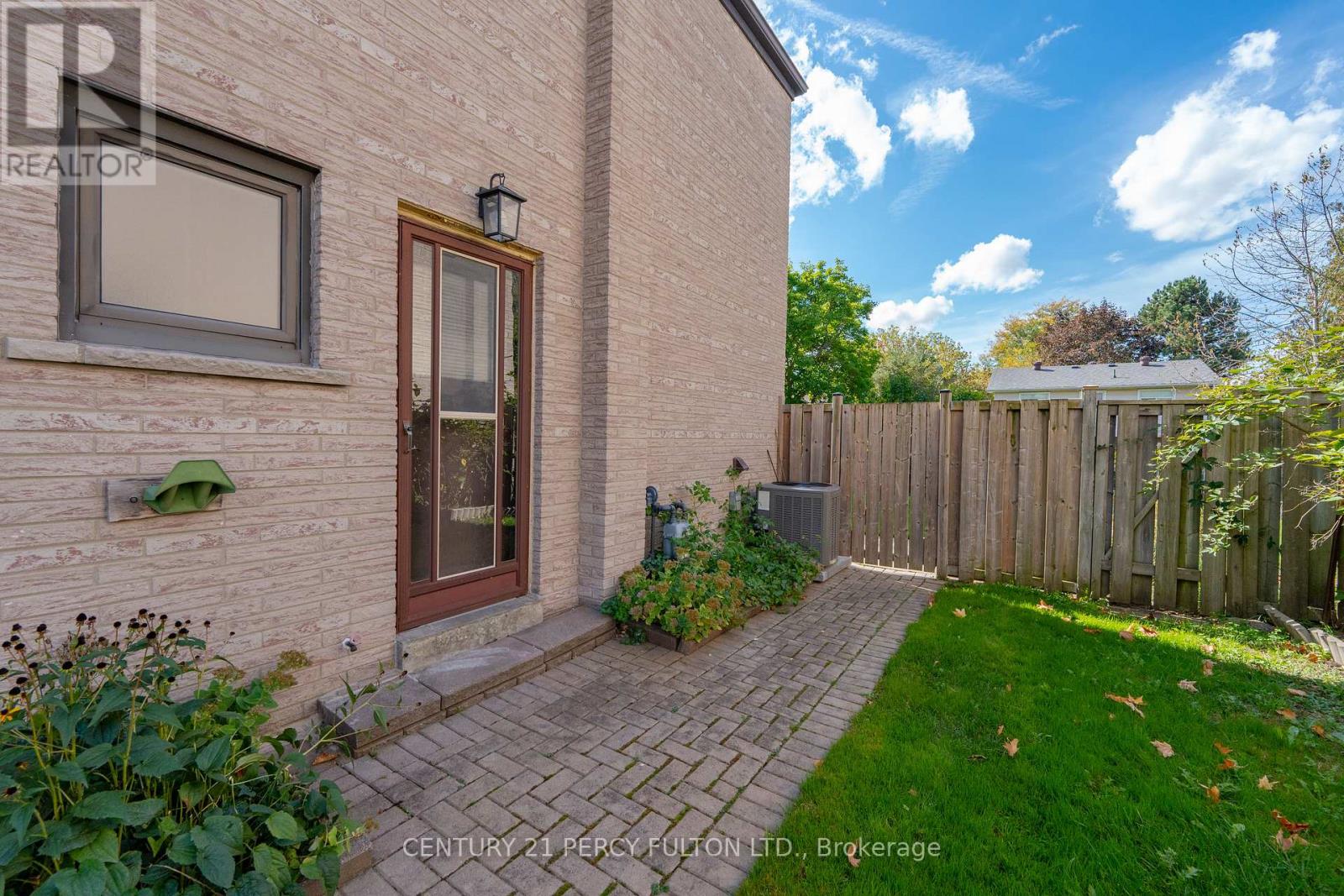 14 Farmington Crescent, Toronto, Ontario  M1S 1G1 - Photo 23 - E12459905