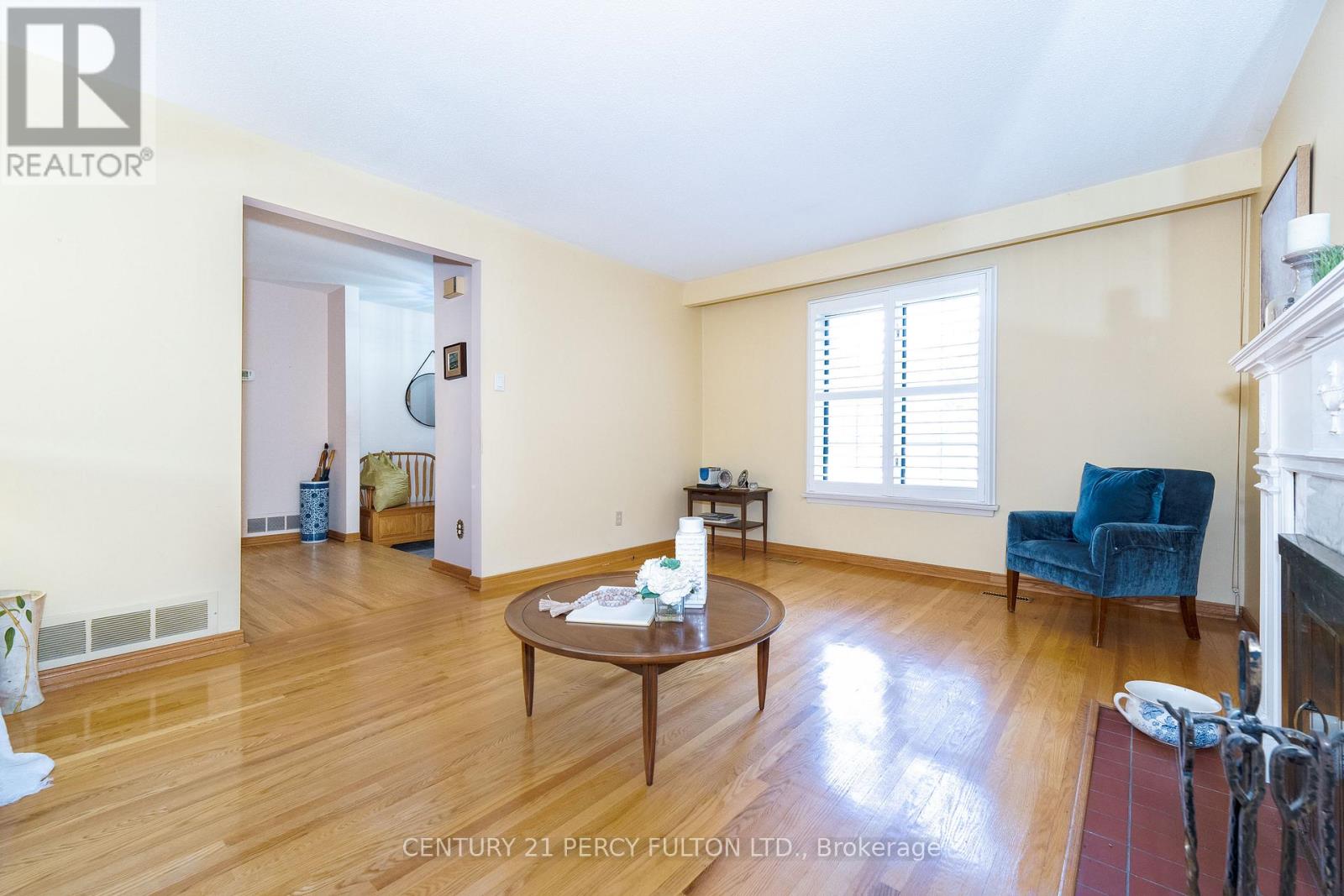 14 Farmington Crescent, Toronto, Ontario  M1S 1G1 - Photo 5 - E12459905