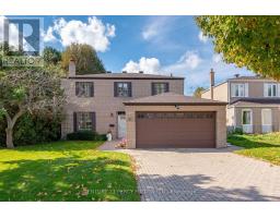 14 FARMINGTON CRESCENT, Toronto, Ontario