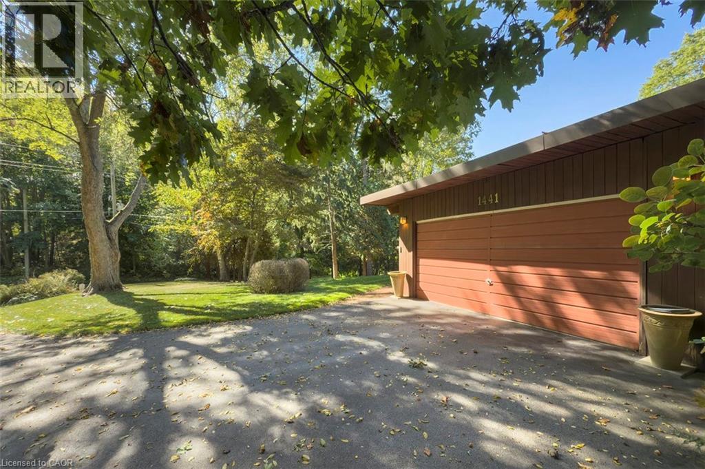 1441 Mineral Springs Road, Hamilton, Ontario  L9H 5E3 - Photo 8 - 40778666