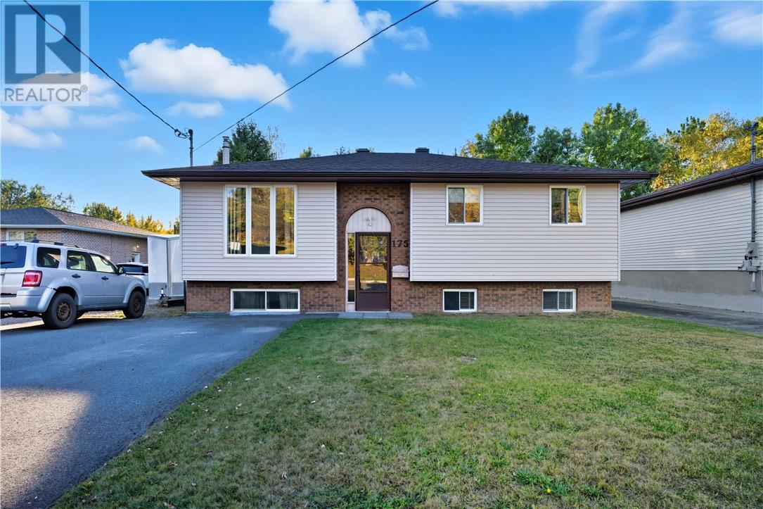175 Moonlight Avenue, Sudbury, Ontario