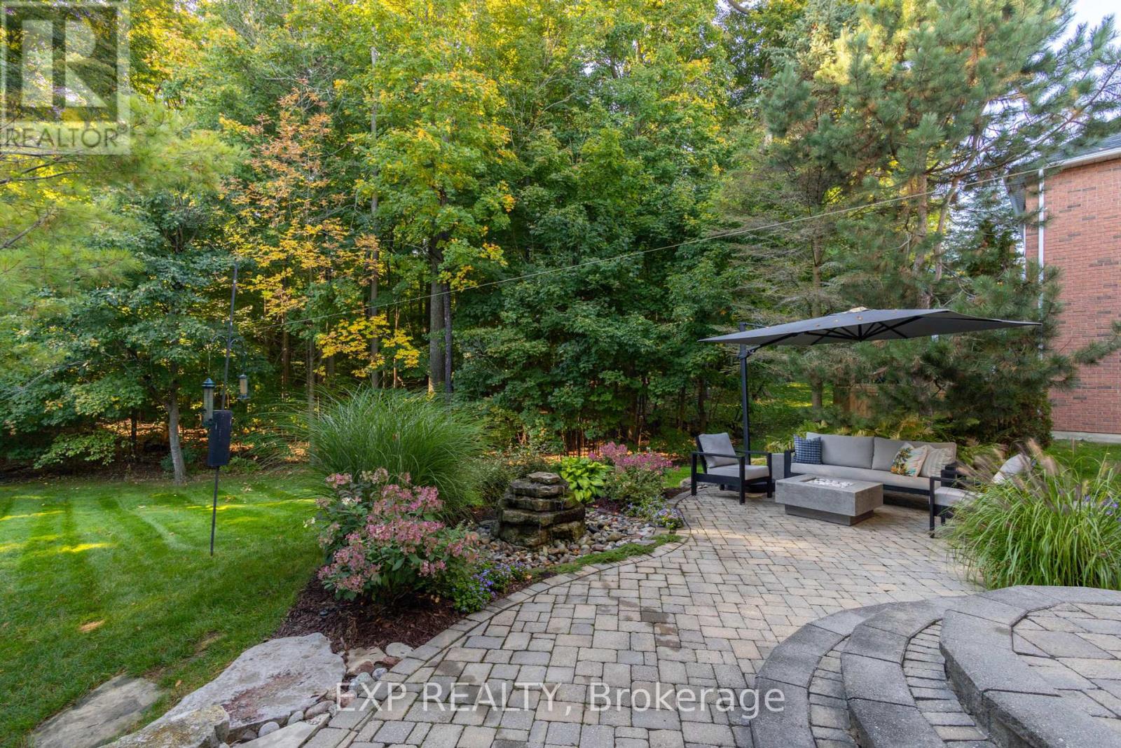 85 Willis Drive, Aurora, Ontario  L4G 5N8 - Photo 3 - N12459717