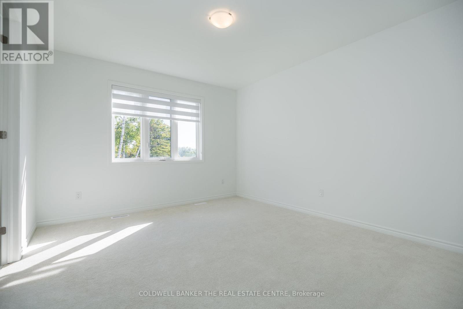 550 Mika Street, Innisfil, Ontario  L9S 0S3 - Photo 15 - N12459781
