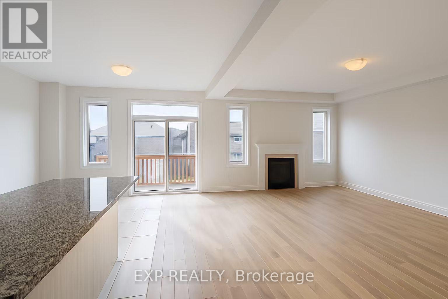 9 Kenneth Appleton Avenue, Richmond Hill, Ontario  L4B 3X9 - Photo 2 - N12459788