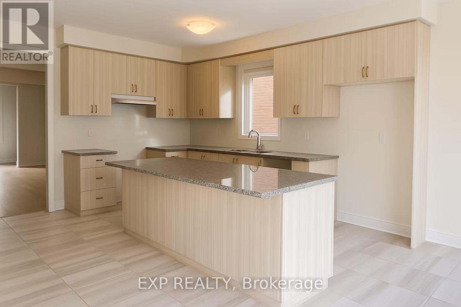 9 Kenneth Appleton Avenue, Richmond Hill, Ontario  L4B 3X9 - Photo 3 - N12459788