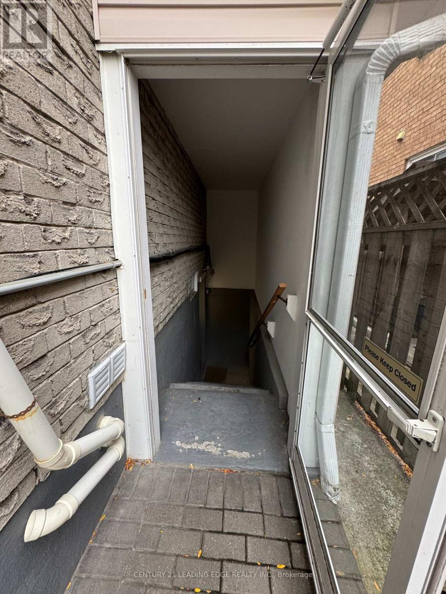 BSMT - 18 COLERAINE AVENUE, Markham, Ontario